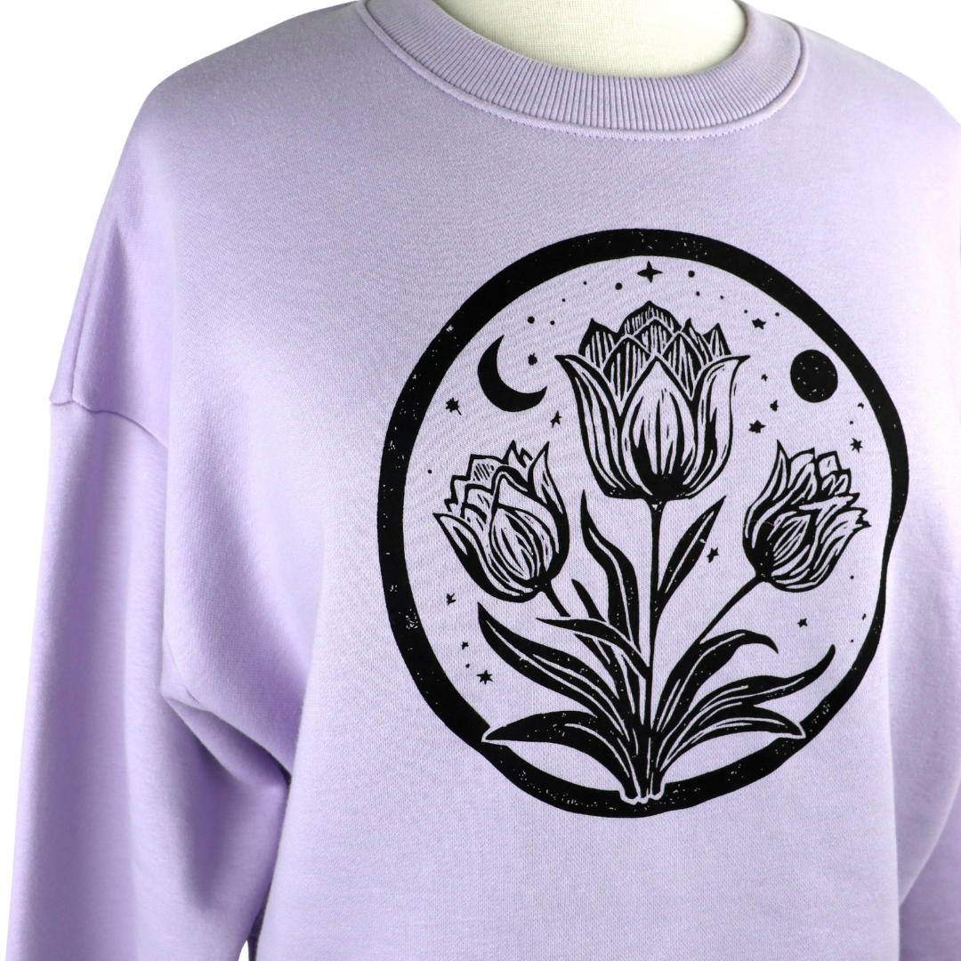 Tulip Moon Feminine Heavyweight Cropped Sweatshirt in Pale Lavender