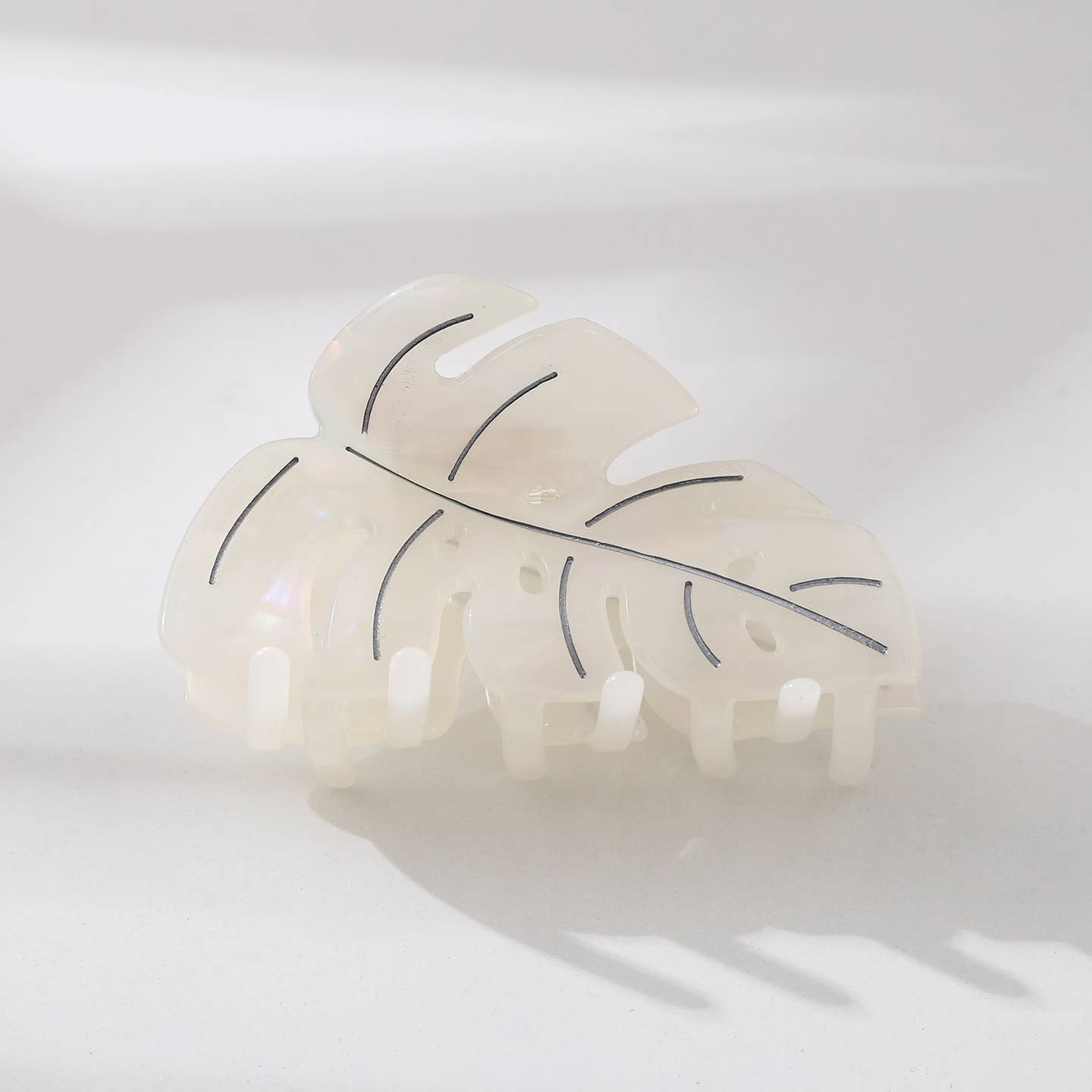 Eco-friendly & Unique Claw Clips
