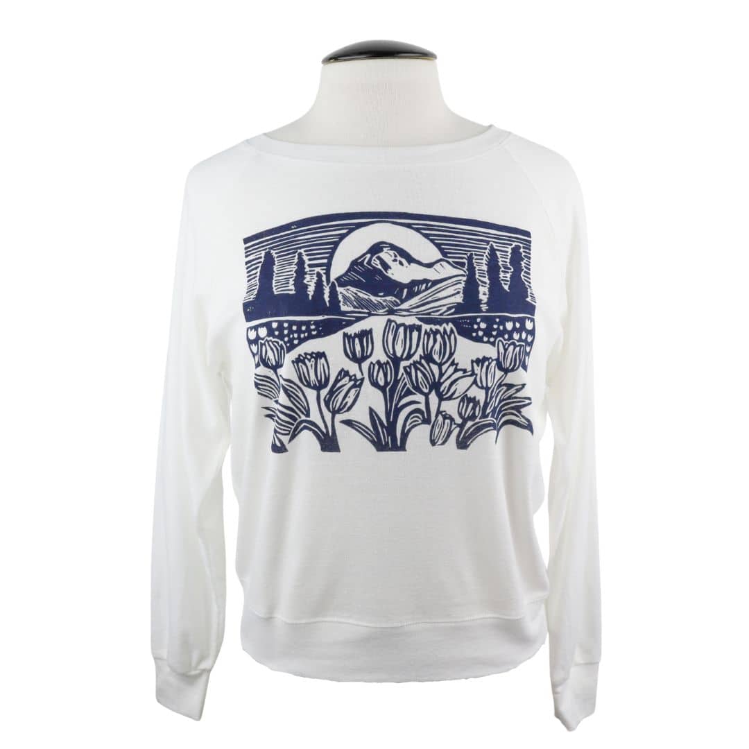 Mountain View Feminine Fit Lightweight Raglan Pullover in White