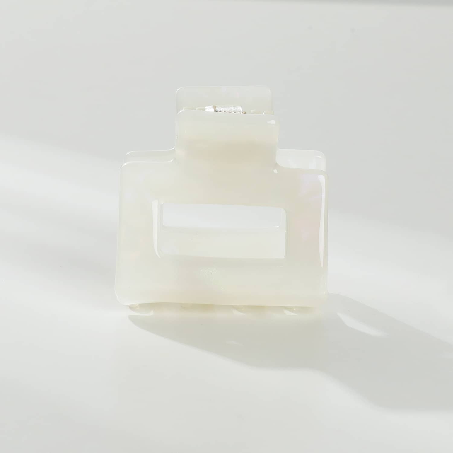 Eco-friendly & Unique Claw Clips