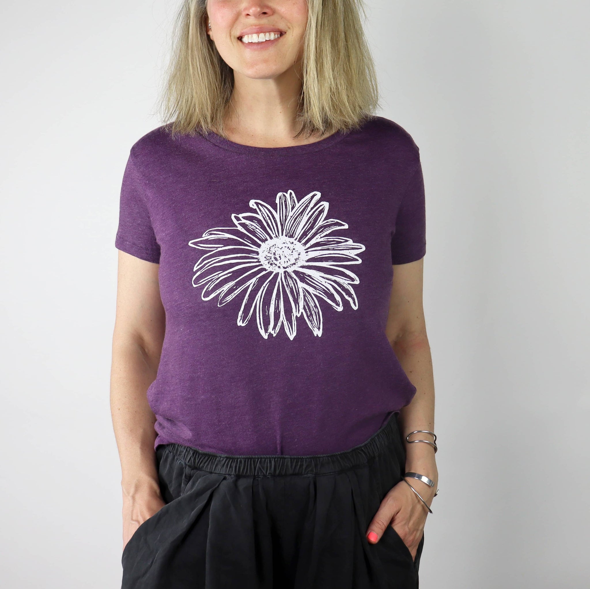 Daisy Feminine Fit Relaxed Tee in Heathered Purple