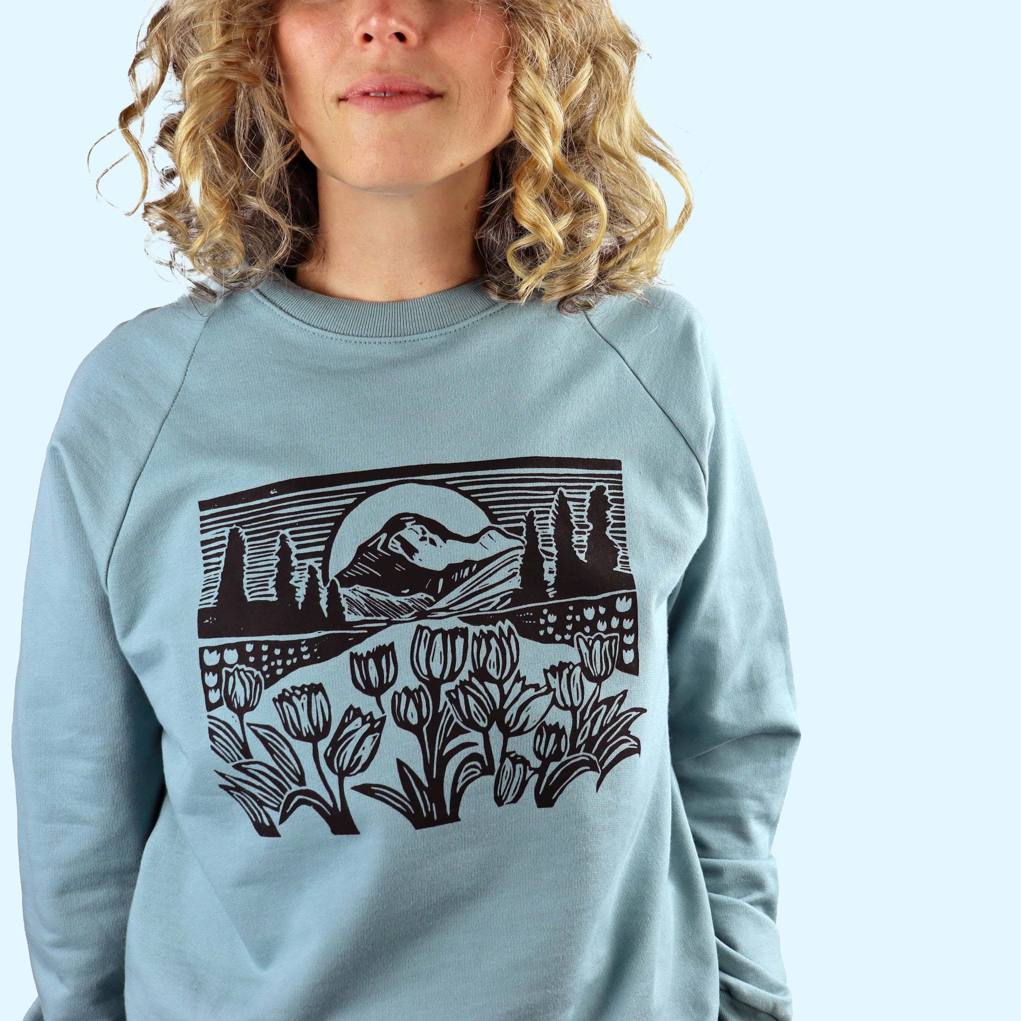 Mountain View Unisex Organic Cotton Crewneck Sweatshirt in Arctic Blue