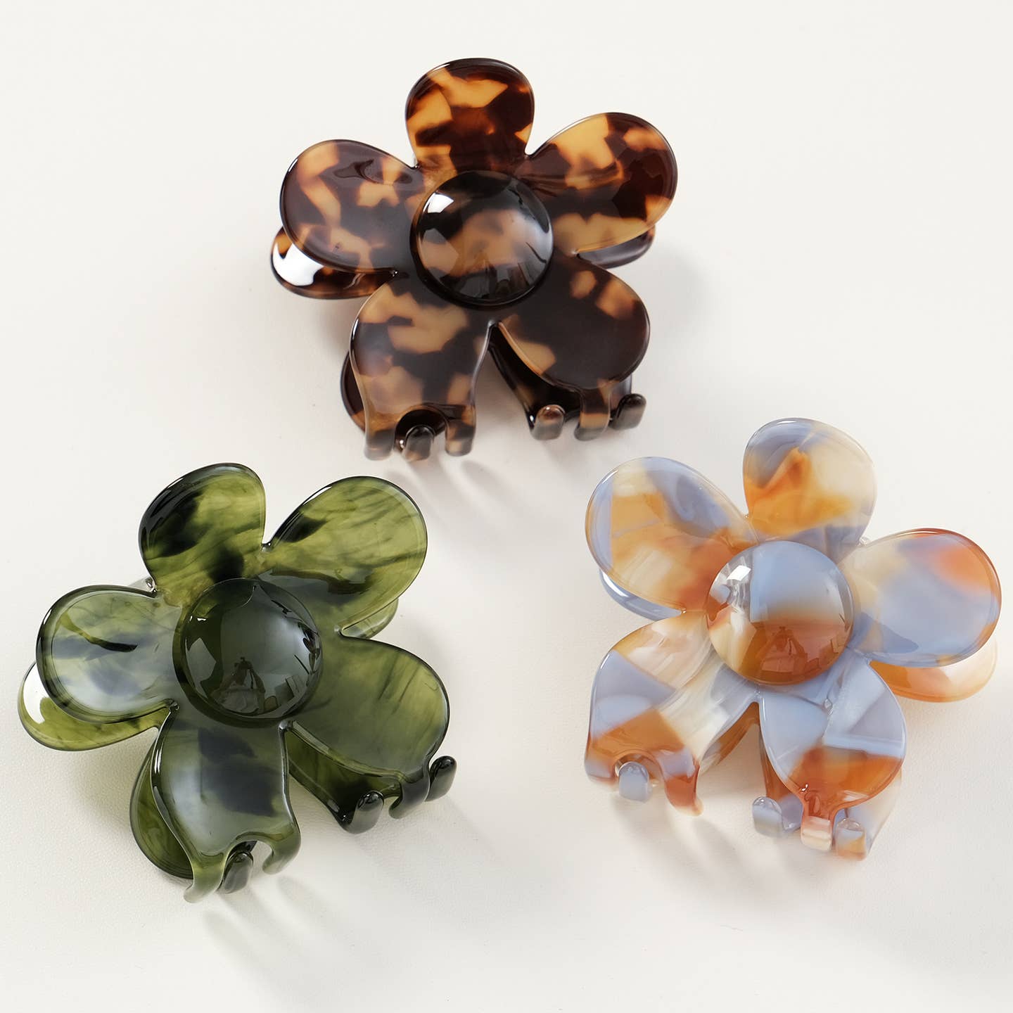 Eco-friendly & Unique Claw Clips