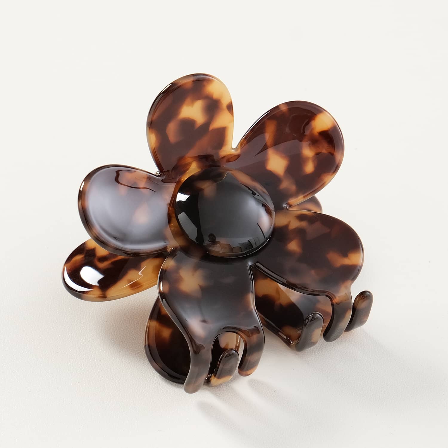 Eco-friendly & Unique Claw Clips
