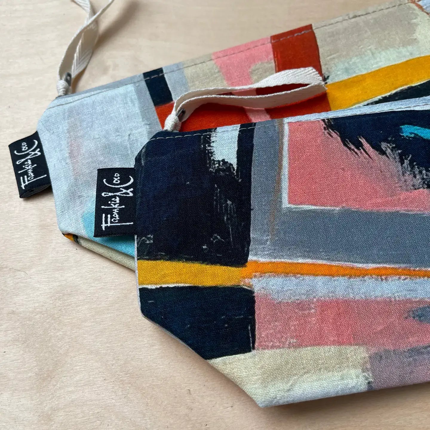 Tabor Zipper Bag